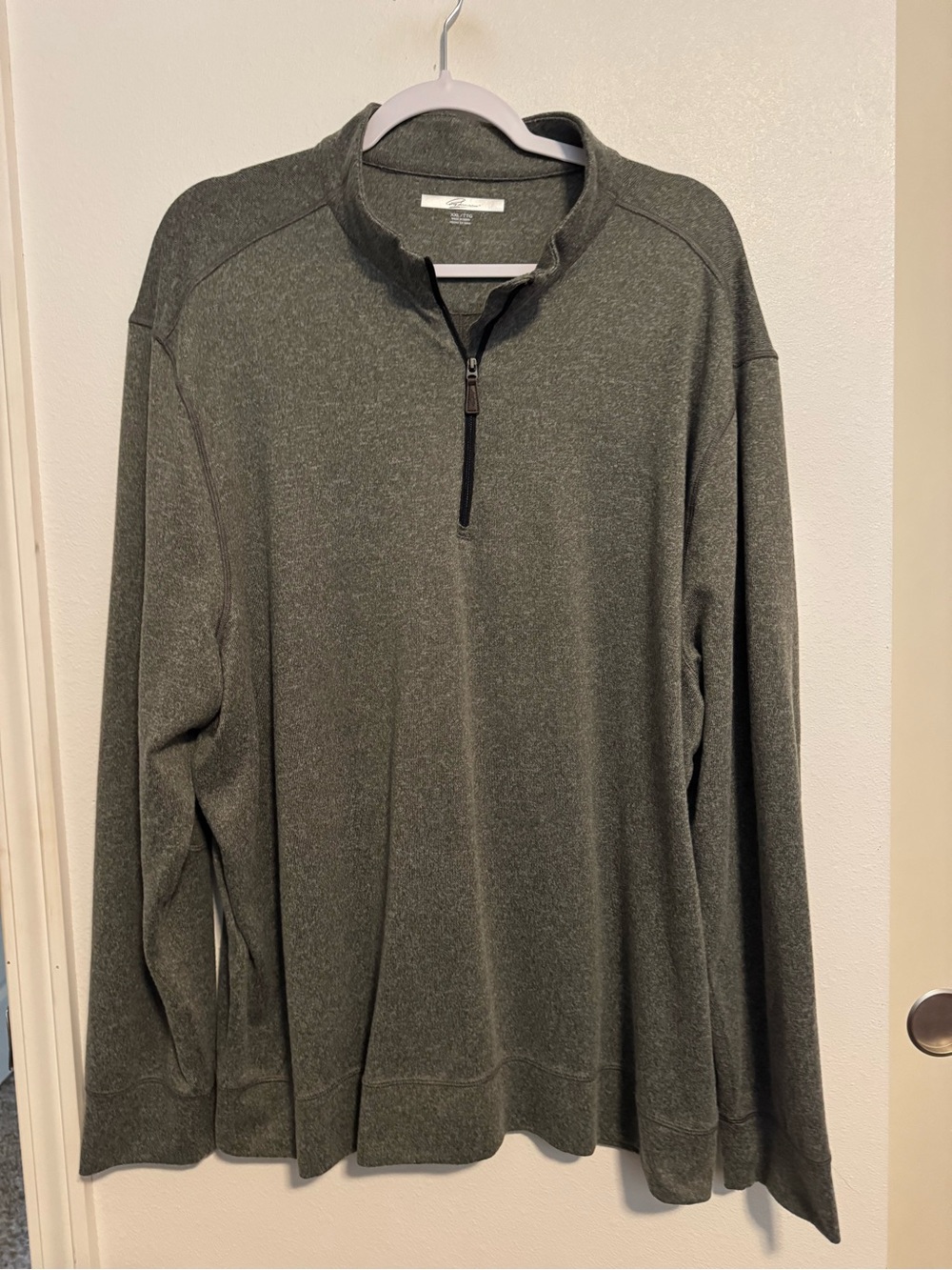 Greg Norman Men's gray Quarter-Zip Sweater